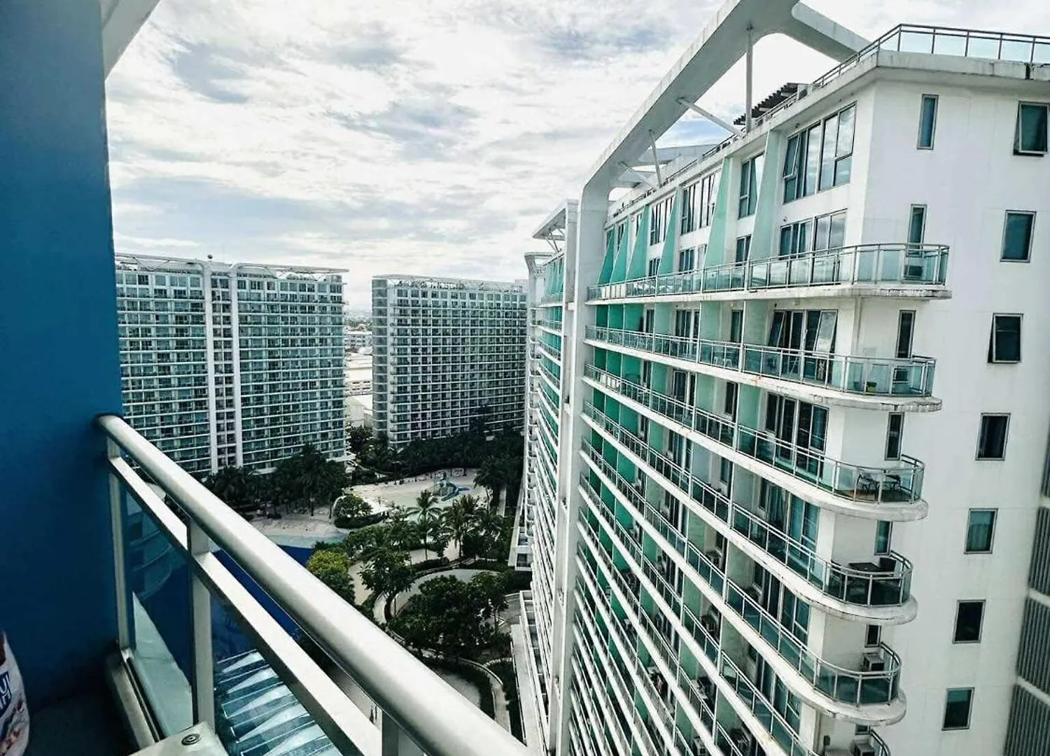 Azure Staycation By Star Manila